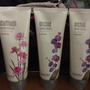 set of Goodal body cream; 1 daffodil; 2 orchid New